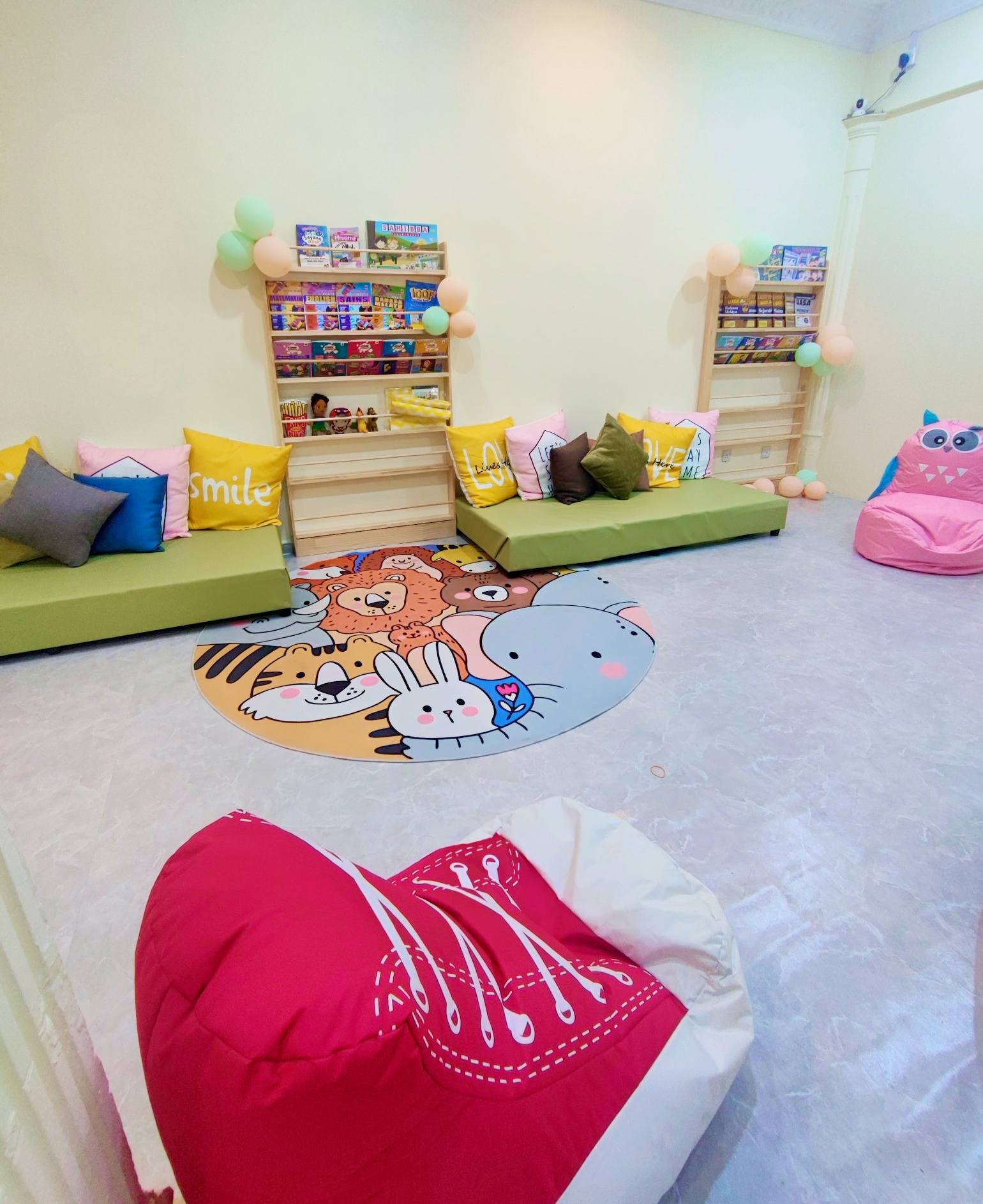 AfterSekolah interior